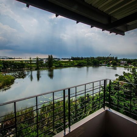 Na Siri Lake View Samut Prakan Eksteriør bilde